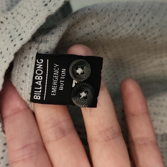 Billabong Men's Classic Sundays Woven Short Sleeve Collared Shirt - Picture 11 of 12